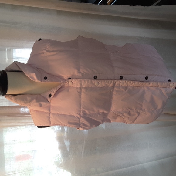 Lands End puffer vest - Picture 3 of 10